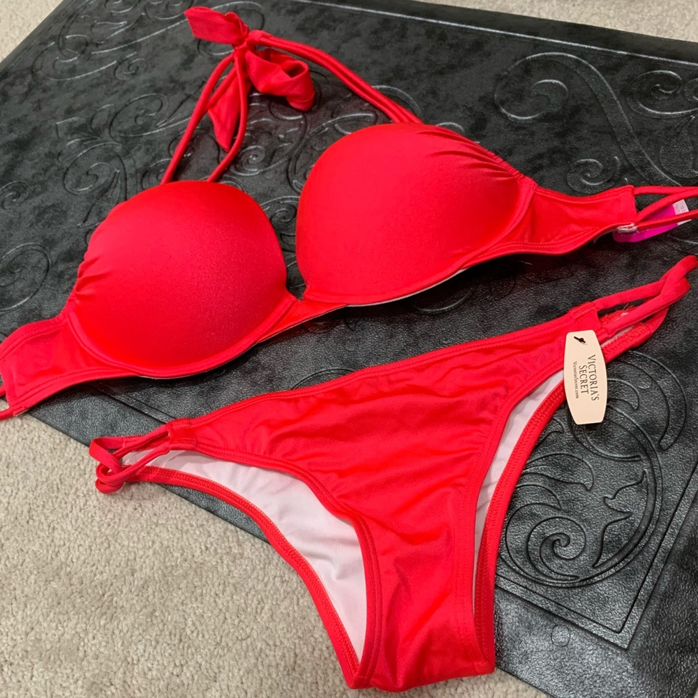 Victoria Secret Bombshell Swim Set